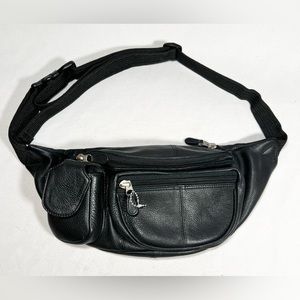 ILIA Black Leather Waist Messenger Bag